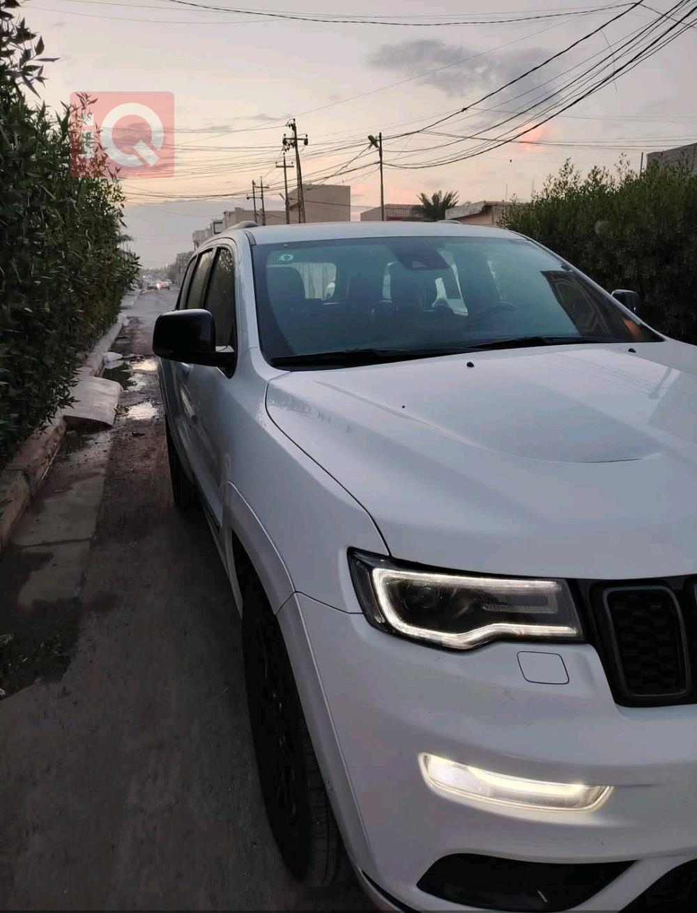 جيب جراند شيروكي